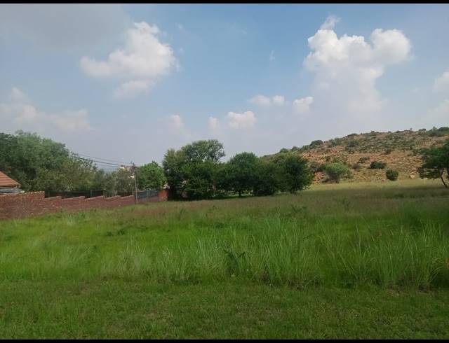 1,520M² VACANT LAND FOR SALE IN OVERKRUIN